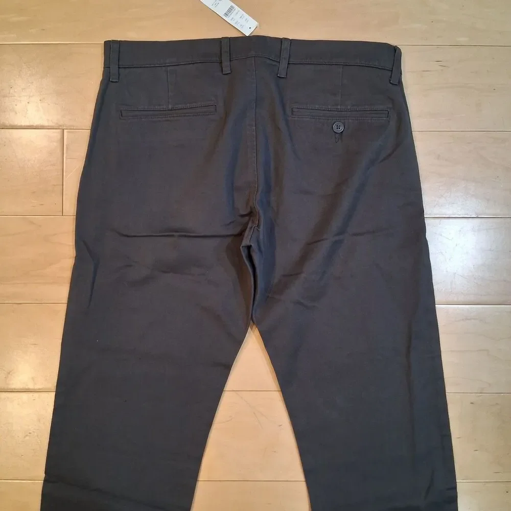 NWT J.Crew Mens 484 Slim Fit Chino Pants Size 30x32 Charcoal Gray Stretch E1589